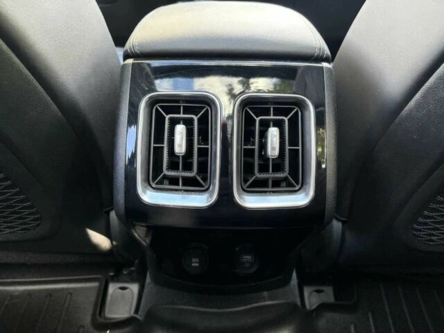 Кіа Соренто 2023 у Києві на Automoto.ua Білий Кіа Соренто, об'ємом двигуна 2.5 л та пробігом 13 тис. км за 11800 $, фото 17 на Automoto.ua