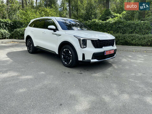 Белый Киа Соренто, объемом двигателя 2.2 л и пробегом 105 тыс. км за 39700 $, фото 2 на Automoto.ua