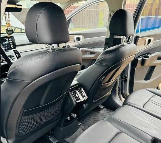 Білий Кіа Соренто, об'ємом двигуна 2.2 л та пробігом 34 тис. км за 20100 $, фото 12 на Automoto.ua