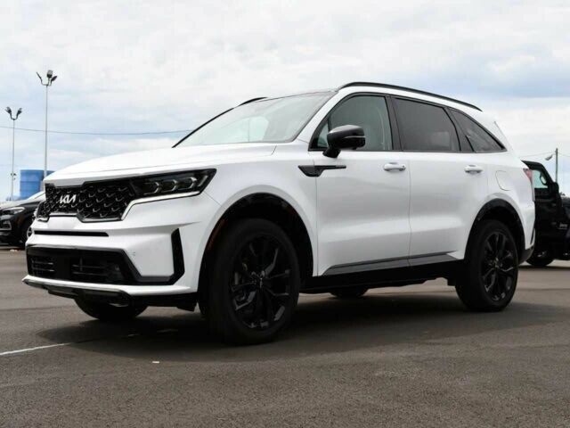 Белый Киа Соренто, объемом двигателя 2.5 л и пробегом 13 тыс. км за 18500 $, фото 2 на Automoto.ua