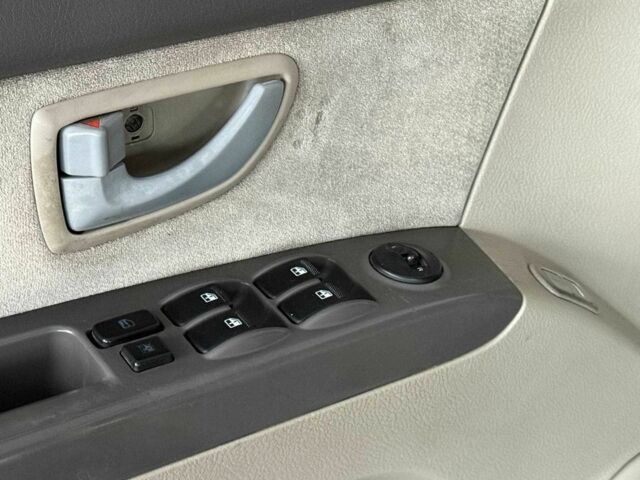 Киа Соренто 2003 в Одессе на Automoto.ua Бежевый Киа Соренто, объемом двигателя 3.5 л и пробегом 171 тыс. км за 4590 $, фото 8 на Automoto.ua