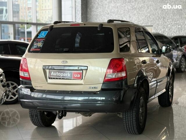 Киа Соренто 2003 в Одессе на Automoto.ua Бежевый Киа Соренто, объемом двигателя 3.5 л и пробегом 171 тыс. км за 4990 $, фото 6 на Automoto.ua