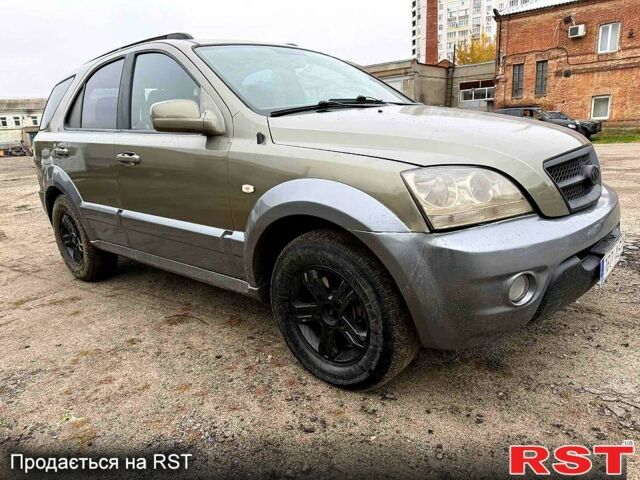 Киа Соренто 2004 в Харькове на Automoto.ua Бежевый Киа Соренто, объемом двигателя 2.5 л и пробегом 284 тыс. км за 3500 $, фото 3 на Automoto.ua