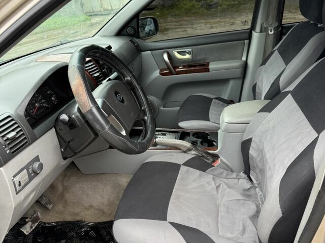 Кіа Соренто 2004 у Харкові на Automoto.ua Бежевий Кіа Соренто, об'ємом двигуна 2.5 л та пробігом 290 тис. км за 3700 $, фото 6 на Automoto.ua