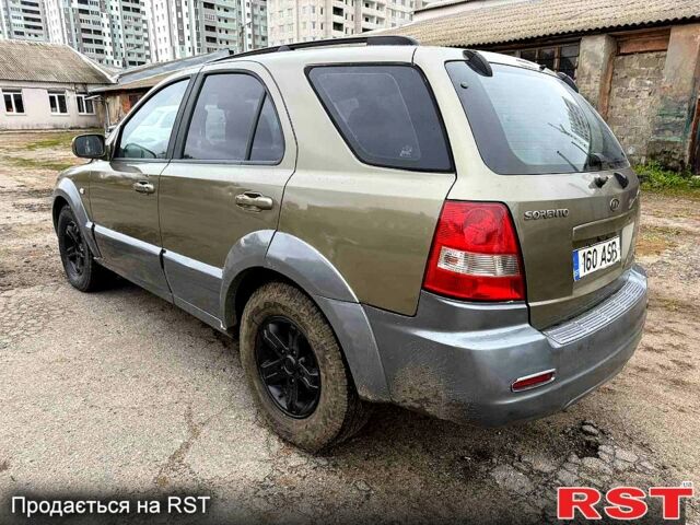 Киа Соренто 2004 в Харькове на Automoto.ua Бежевый Киа Соренто, объемом двигателя 2.5 л и пробегом 284 тыс. км за 3500 $, фото 2 на Automoto.ua