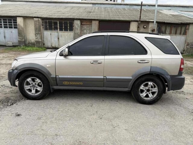 Кіа Соренто 2004 у Харкові на Automoto.ua Бежевий Кіа Соренто, об'ємом двигуна 2.5 л та пробігом 290 тис. км за 3700 $, фото 1 на Automoto.ua