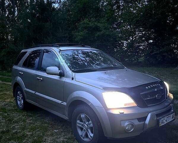 Бежевый Киа Соренто, объемом двигателя 3.5 л и пробегом 294 тыс. км за 8000 $, фото 1 на Automoto.ua