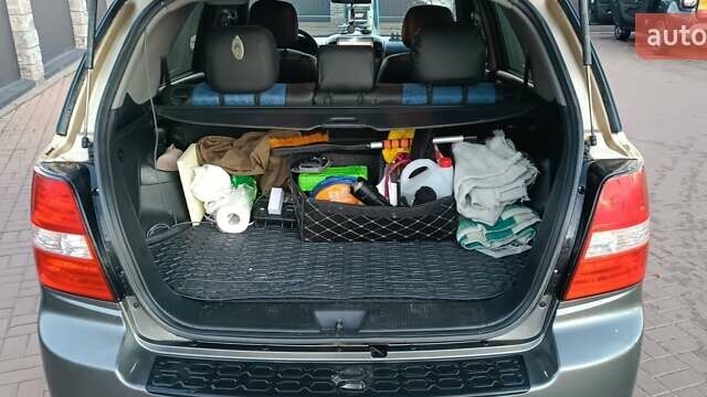 Кіа Соренто 2009 у Белой Церкве на Automoto.ua Бежевий Кіа Соренто, об'ємом двигуна 2.5 л та пробігом 350 тис. км за 8500 $, фото 5 на Automoto.ua