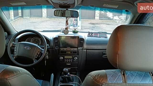 Кіа Соренто 2009 у Белой Церкве на Automoto.ua Бежевий Кіа Соренто, об'ємом двигуна 2.5 л та пробігом 350 тис. км за 8500 $, фото 2 на Automoto.ua