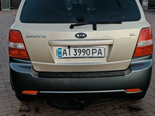 Кіа Соренто 2009 у Белой Церкве на Automoto.ua Бежевий Кіа Соренто, об'ємом двигуна 2.5 л та пробігом 350 тис. км за 8500 $, фото 2 на Automoto.ua