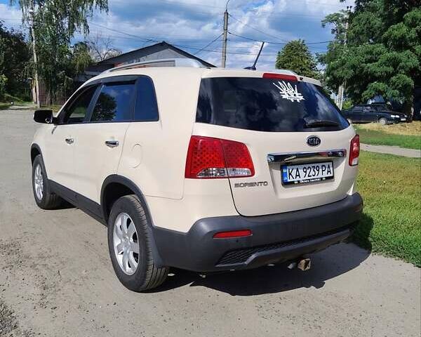 Бежевий Кіа Соренто, об'ємом двигуна 2.36 л та пробігом 207 тис. км за 11300 $, фото 5 на Automoto.ua