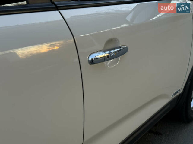 Бежевый Киа Соренто, объемом двигателя 2.4 л и пробегом 203 тыс. км за 10999 $, фото 31 на Automoto.ua