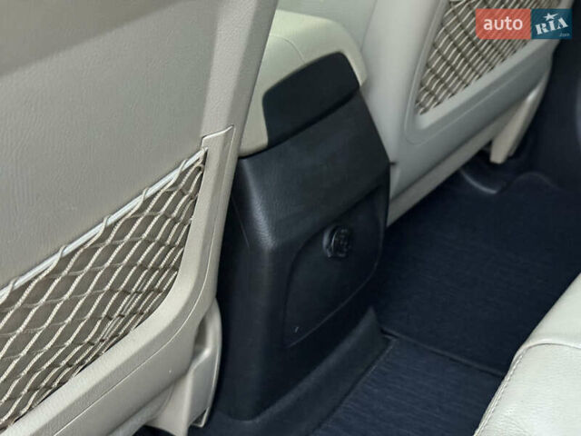 Бежевый Киа Соренто, объемом двигателя 2.4 л и пробегом 203 тыс. км за 10999 $, фото 54 на Automoto.ua