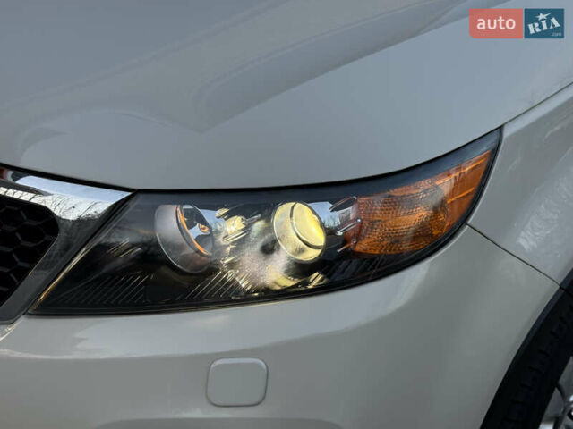 Бежевый Киа Соренто, объемом двигателя 2.4 л и пробегом 203 тыс. км за 10999 $, фото 14 на Automoto.ua