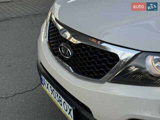 Бежевый Киа Соренто, объемом двигателя 2.4 л и пробегом 203 тыс. км за 10999 $, фото 16 на Automoto.ua