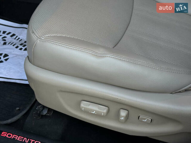 Бежевый Киа Соренто, объемом двигателя 2.4 л и пробегом 203 тыс. км за 10999 $, фото 35 на Automoto.ua