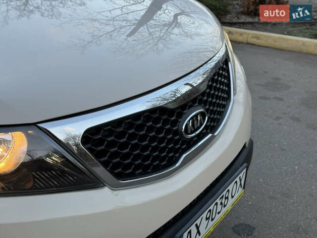 Бежевый Киа Соренто, объемом двигателя 2.4 л и пробегом 203 тыс. км за 10999 $, фото 37 на Automoto.ua