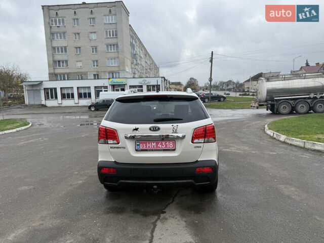 Бежевий Кіа Соренто, об'ємом двигуна 2.2 л та пробігом 269 тис. км за 11200 $, фото 8 на Automoto.ua