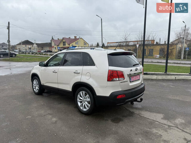 Бежевий Кіа Соренто, об'ємом двигуна 2.2 л та пробігом 269 тис. км за 11200 $, фото 9 на Automoto.ua