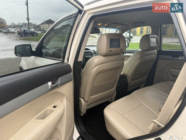 Бежевий Кіа Соренто, об'ємом двигуна 2.2 л та пробігом 269 тис. км за 11200 $, фото 19 на Automoto.ua