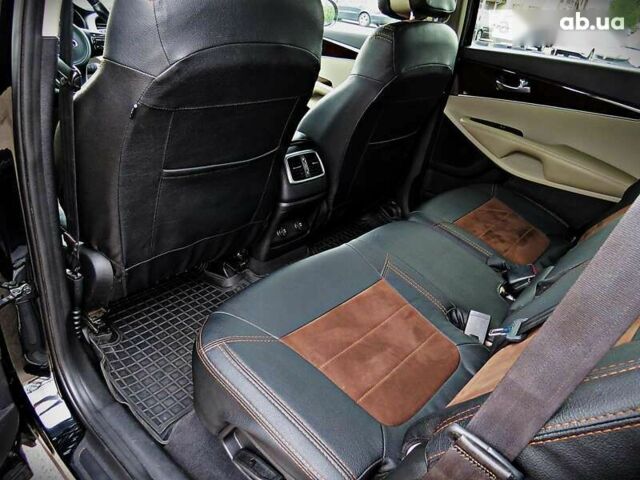 Черный Киа Соренто, объемом двигателя 2.4 л и пробегом 128 тыс. км за 15900 $, фото 14 на Automoto.ua