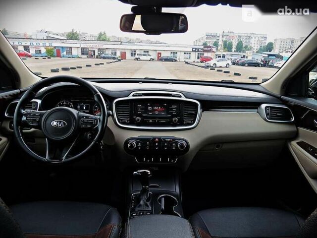 Черный Киа Соренто, объемом двигателя 2.4 л и пробегом 128 тыс. км за 15900 $, фото 15 на Automoto.ua