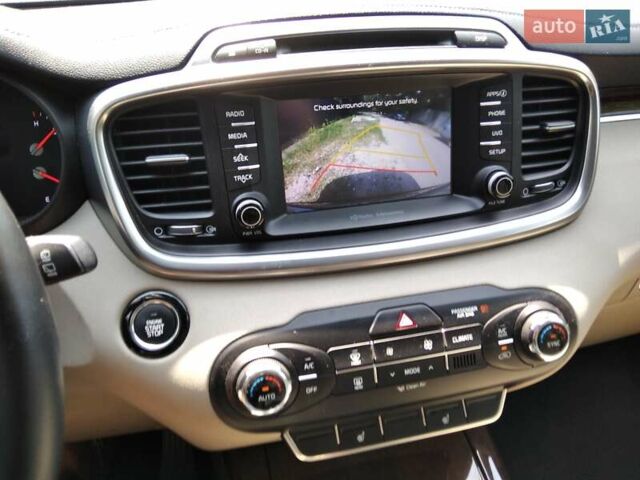 Чорний Кіа Соренто, об'ємом двигуна 3.3 л та пробігом 94 тис. км за 18500 $, фото 4 на Automoto.ua