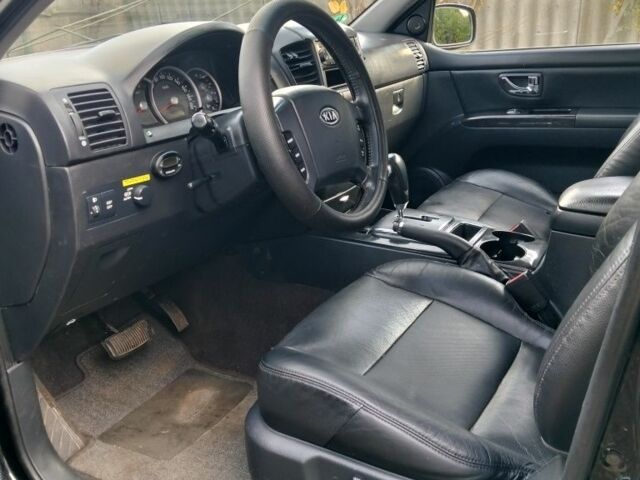 Черный Киа Соренто, объемом двигателя 2.5 л и пробегом 264 тыс. км за 6150 $, фото 4 на Automoto.ua