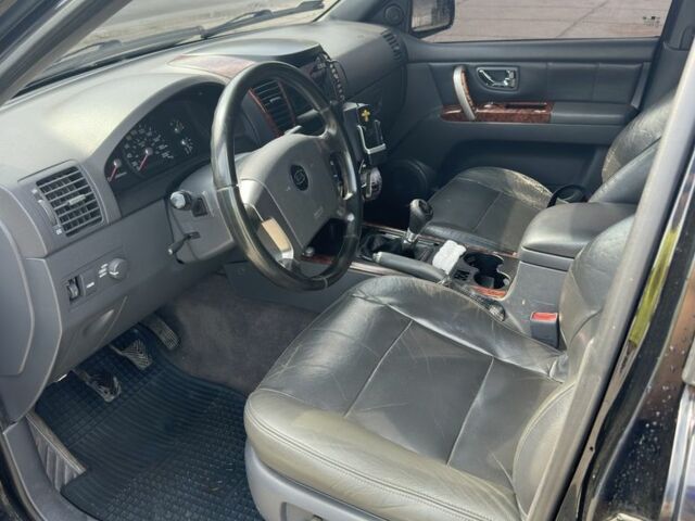 Киа Соренто 2006 в Киеве на Automoto.ua Черный Киа Соренто, объемом двигателя 2.5 л и пробегом 350 тыс. км за 4200 $, фото 5 на Automoto.ua