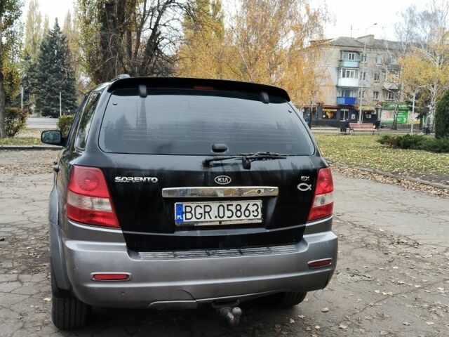 Черный Киа Соренто, объемом двигателя 2.5 л и пробегом 300 тыс. км за 3300 $, фото 5 на Automoto.ua