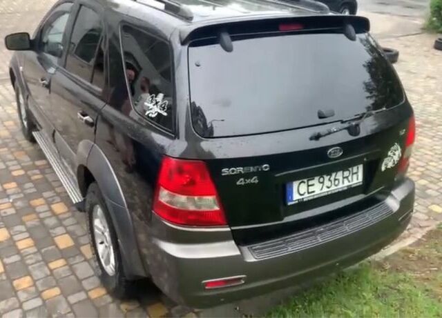 Чорний Кіа Соренто, об'ємом двигуна 2.5 л та пробігом 272 тис. км за 3500 $, фото 4 на Automoto.ua