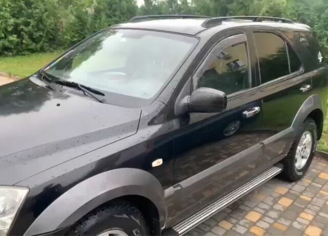 Чорний Кіа Соренто, об'ємом двигуна 2.5 л та пробігом 272 тис. км за 3500 $, фото 5 на Automoto.ua