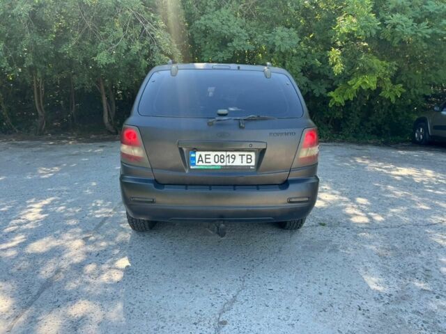 Чорний Кіа Соренто, об'ємом двигуна 2.5 л та пробігом 400 тис. км за 5400 $, фото 3 на Automoto.ua