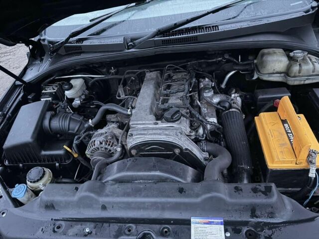 Чорний Кіа Соренто, об'ємом двигуна 2.5 л та пробігом 266 тис. км за 3000 $, фото 9 на Automoto.ua