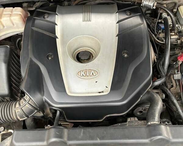 Чорний Кіа Соренто, об'ємом двигуна 2.35 л та пробігом 210 тис. км за 6500 $, фото 14 на Automoto.ua