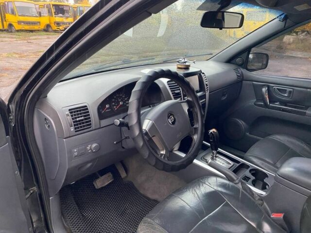 Чорний Кіа Соренто, об'ємом двигуна 2.5 л та пробігом 231 тис. км за 6999 $, фото 8 на Automoto.ua