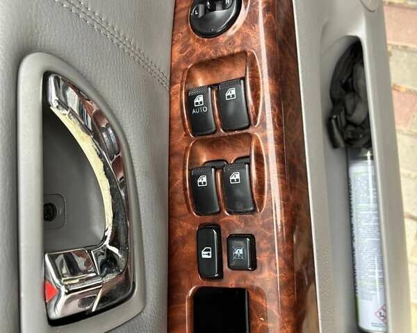 Чорний Кіа Соренто, об'ємом двигуна 2.35 л та пробігом 210 тис. км за 6500 $, фото 10 на Automoto.ua