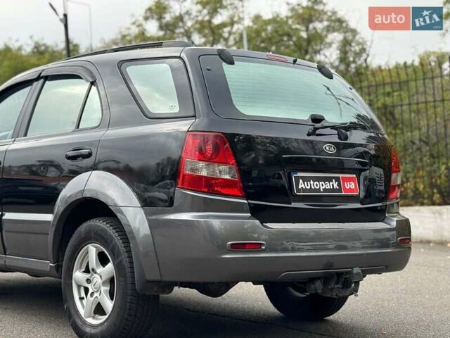 Чорний Кіа Соренто, об'ємом двигуна 2.5 л та пробігом 303 тис. км за 7490 $, фото 8 на Automoto.ua