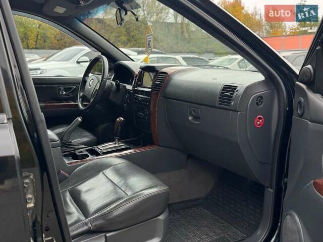Чорний Кіа Соренто, об'ємом двигуна 2.5 л та пробігом 303 тис. км за 7490 $, фото 37 на Automoto.ua