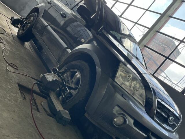 Черный Киа Соренто, объемом двигателя 2.5 л и пробегом 280 тыс. км за 3999 $, фото 6 на Automoto.ua