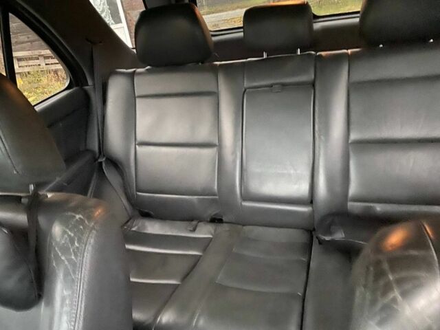 Чорний Кіа Соренто, об'ємом двигуна 2.5 л та пробігом 231 тис. км за 6999 $, фото 9 на Automoto.ua