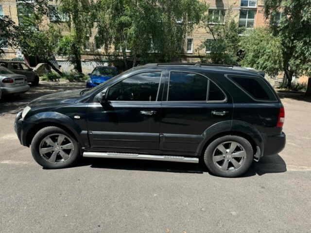Черный Киа Соренто, объемом двигателя 2.5 л и пробегом 290 тыс. км за 3000 $, фото 1 на Automoto.ua