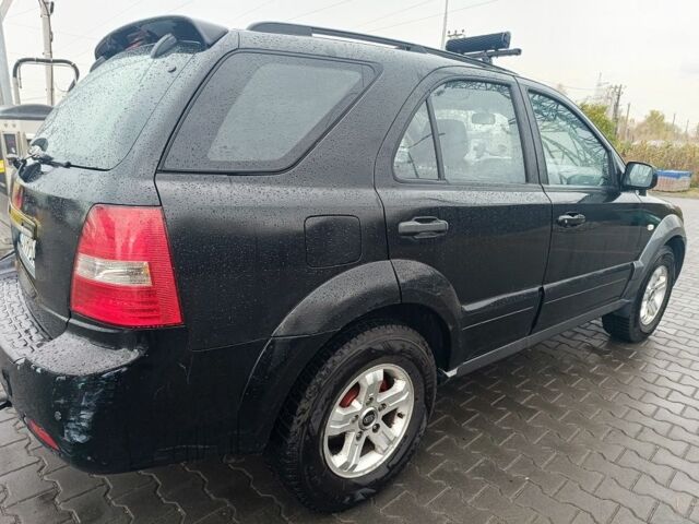 Черный Киа Соренто, объемом двигателя 3.5 л и пробегом 327 тыс. км за 3400 $, фото 13 на Automoto.ua