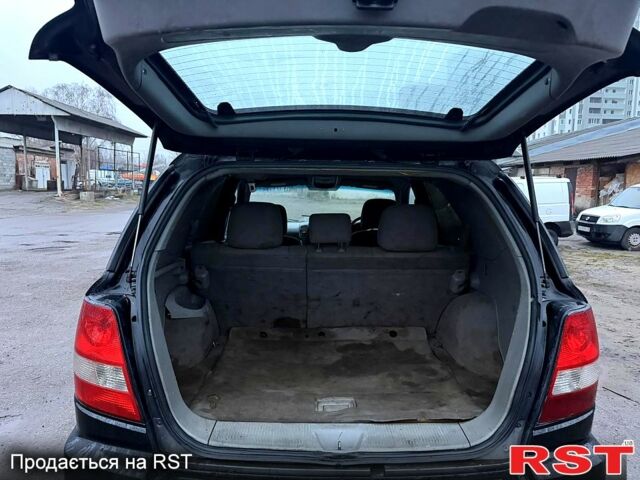 Чорний Кіа Соренто, об'ємом двигуна 2.5 л та пробігом 266 тис. км за 3000 $, фото 6 на Automoto.ua