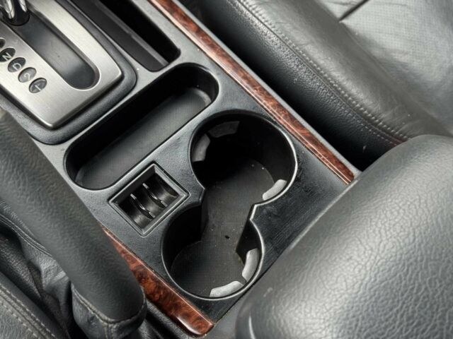 Черный Киа Соренто, объемом двигателя 2.5 л и пробегом 303 тыс. км за 6990 $, фото 22 на Automoto.ua