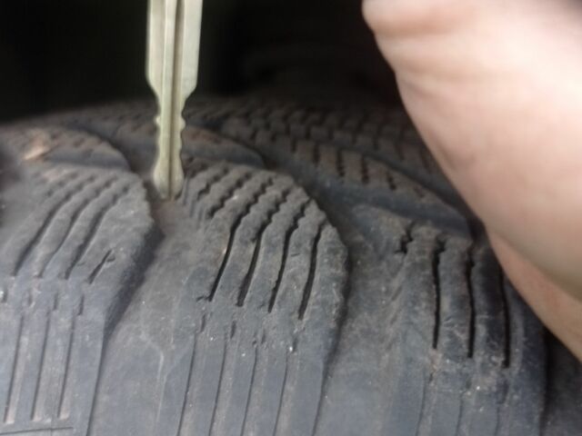 Черный Киа Соренто, объемом двигателя 0 л и пробегом 10 тыс. км за 1200 $, фото 1 на Automoto.ua