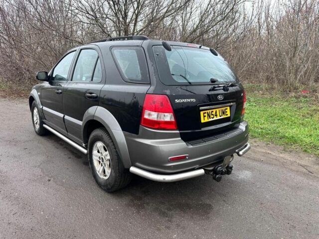 Чорний Кіа Соренто, об'ємом двигуна 2.5 л та пробігом 230 тис. км за 4200 $, фото 5 на Automoto.ua