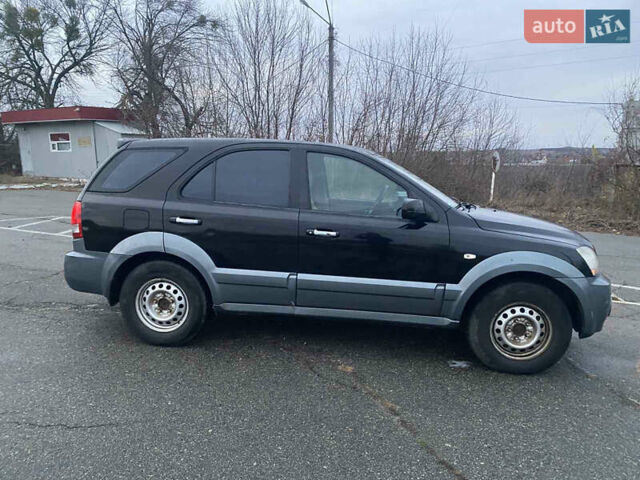 Черный Киа Соренто, объемом двигателя 2.5 л и пробегом 250 тыс. км за 4150 $, фото 7 на Automoto.ua