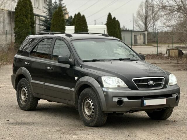 Черный Киа Соренто, объемом двигателя 2.5 л и пробегом 230 тыс. км за 3500 $, фото 2 на Automoto.ua
