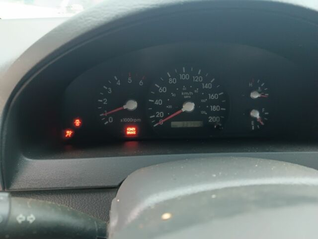 Черный Киа Соренто, объемом двигателя 2.5 л и пробегом 123 тыс. км за 2450 $, фото 7 на Automoto.ua